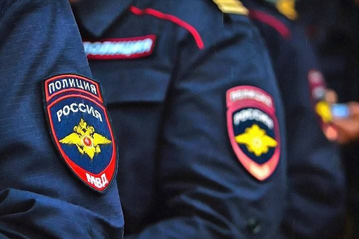Мужчине сломали семь ребер в парке на юге Москвы