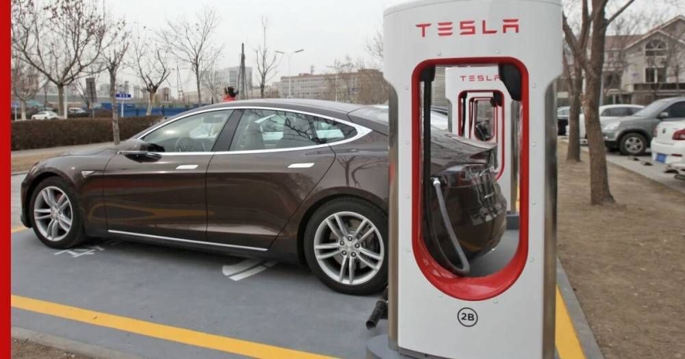 Акции китайского производителя батарей взлетели после переговоров с Tesla