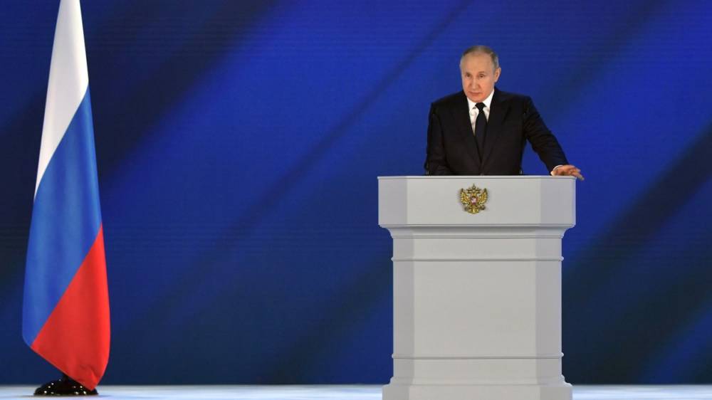 Путин анонсировал ответ России на зачистку политического поля Украины