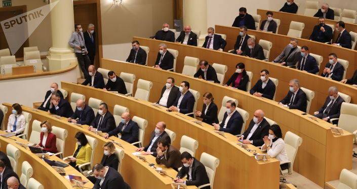 В парламенте Грузии может появиться еще одна оппозиционная фракция