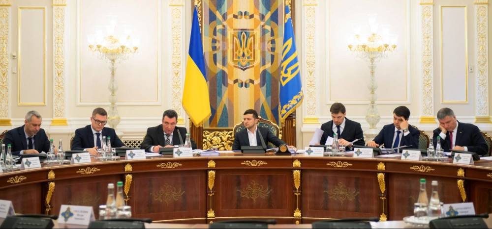 Результаты заседания СНБО: Украина ввела санкции против 111 иностранных граждан