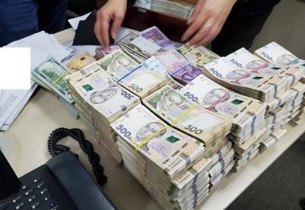 Налоговая назвала число миллионеров в Украине