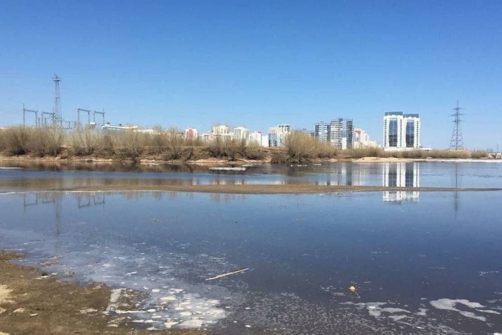 Вскрытие реки Лена на участке Покровск — Якутск ожидается 16-18 мая