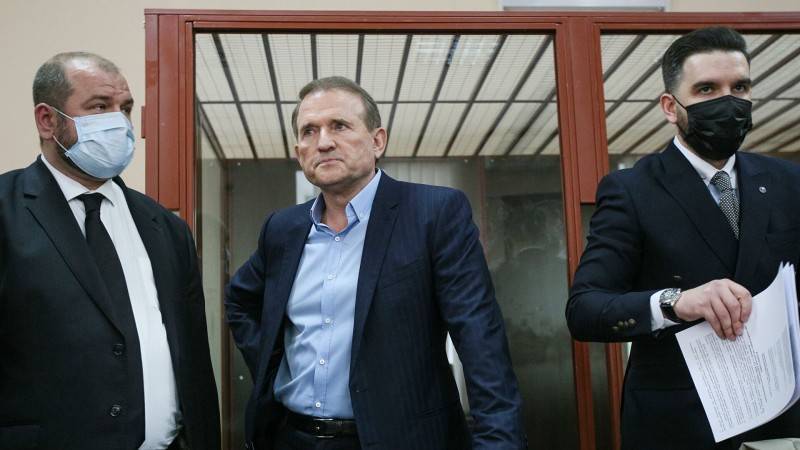 Адвокаты Медведчука размазали по стенке фейковые обвинения прокуратуры