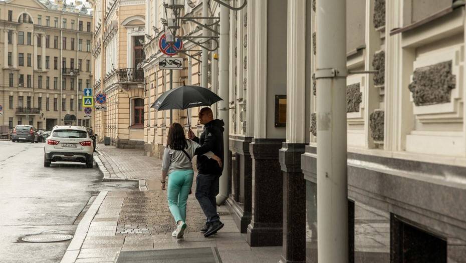 В Петербурге ждут дожди и 5 градусов выше климатической нормы
