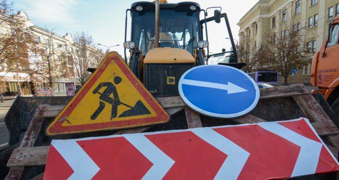 На выходных и в понедельник в Донецке перекроют часть дорог для автотранспорта