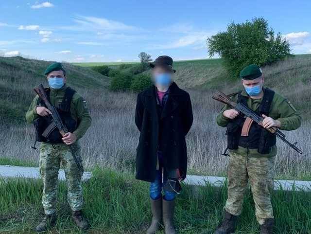 Российский подросток незаконно пересек границу с Украиной: заявил, что "в поисках лучшей жизни", - Госпогранслужба