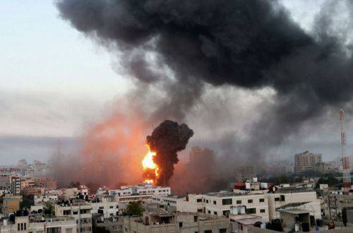Все небо в разрывах: ХАМАС атаковал Израиль с новой силой. ВИДЕО