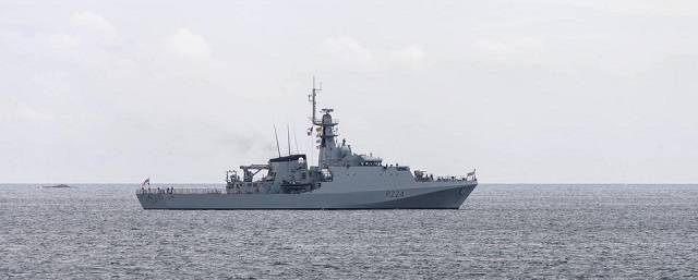 Силы Черноморского флота России следят за британским патрульным кораблем Trent
