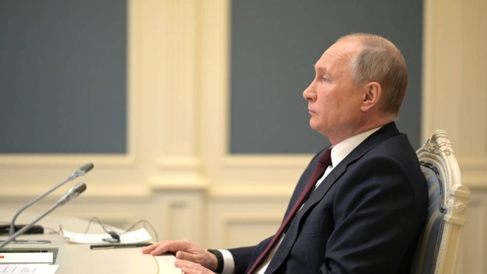 Путин на следующей неделе планирует принимать верительные грамоты иностранных послов