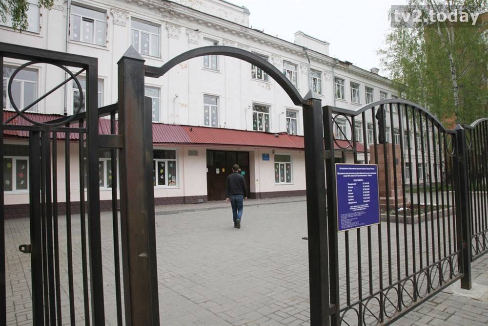 Мэрия Томска объявила торги на капремонт перекрытий здания лицея №8
