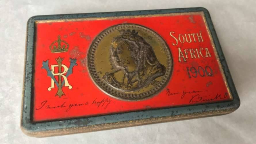 Запечатанный шоколад «от королевы Виктории» обнаружен среди вещей ветерана англо-бурской войны