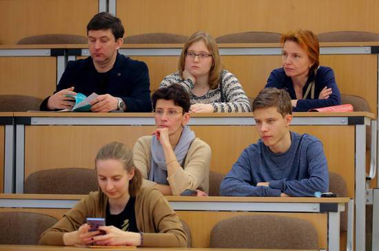 СМИ: пребывание в России иностранных студентов хотят упростить
