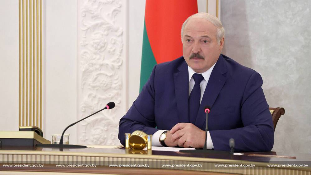 Лукашенко: Совет безопасности — это не одни силовики, как некоторые тут пописывают