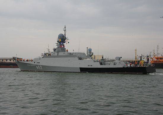 Корабли Каспийской флотилии и ВМС Казахстана проведут совместные маневры
