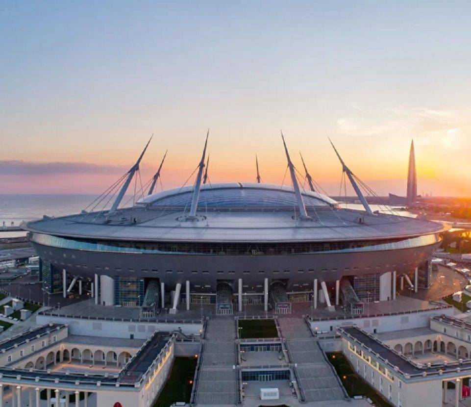 «К стадиону не подойти»: петербуржцы сообщили про учения у «Зенит Арены»