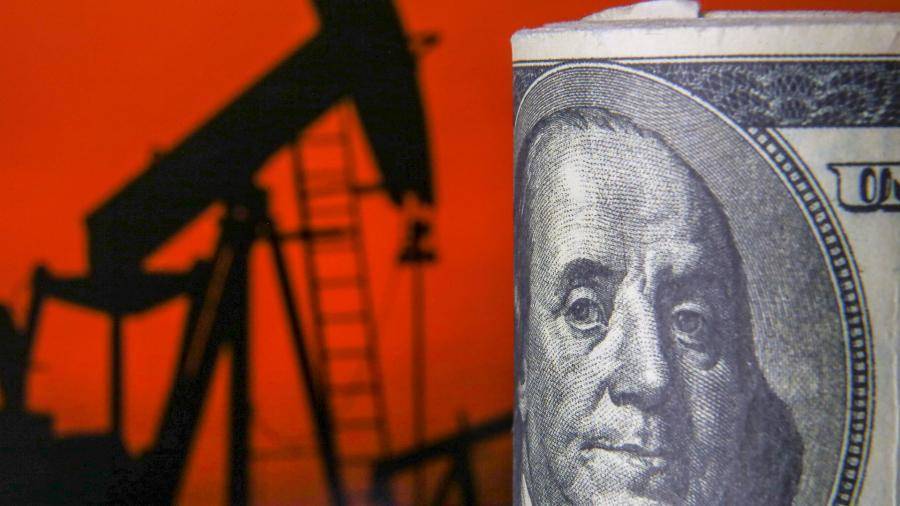 Эксперт спрогнозировал рост стоимости нефти до $75 за баррель