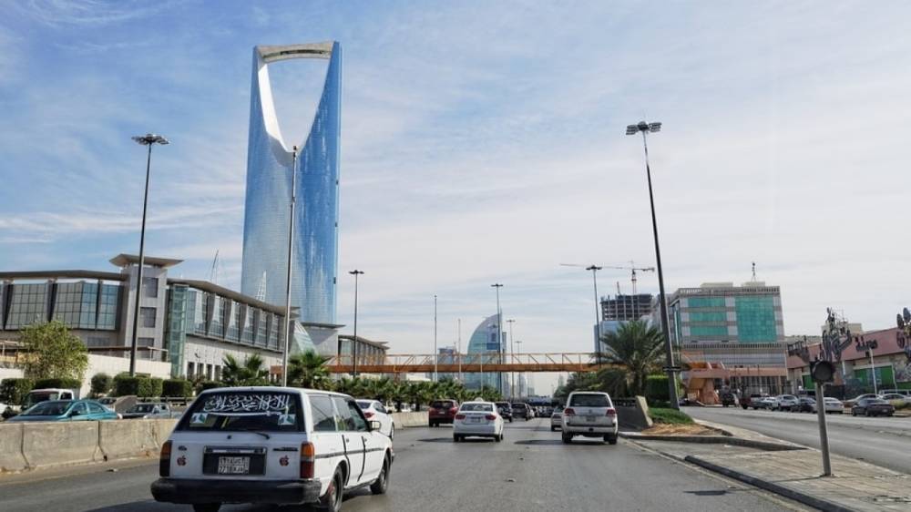 Власти Саудовской Аравии запретят непривитым проезд в транспорте с 1 августа
