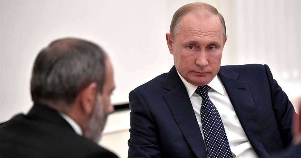 Путин заверил Пашиняна в активной посреднической роли РФ в НКР