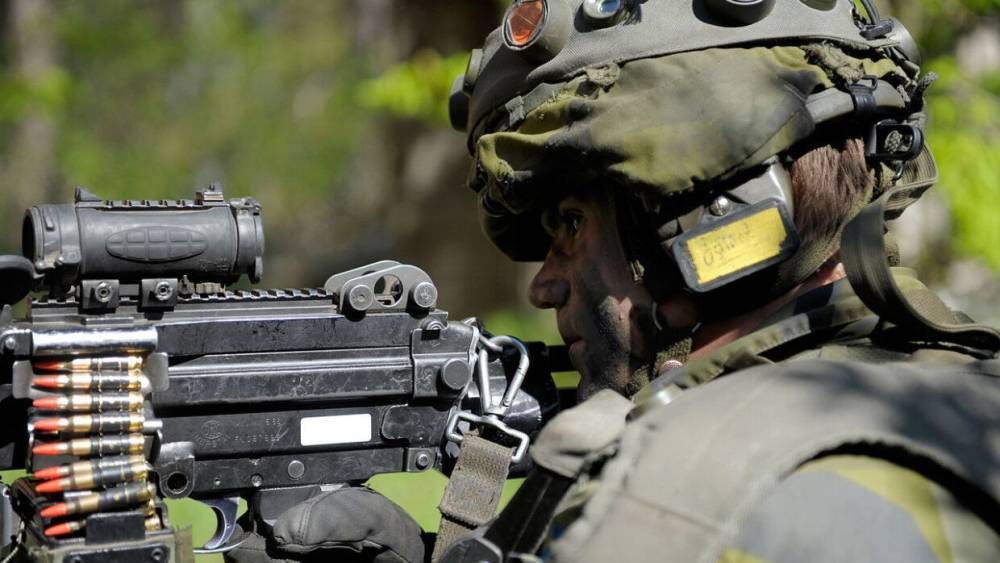 Шведские СМИ осудили власти за попытку помочь НАТО "взять Россию в кольцо"