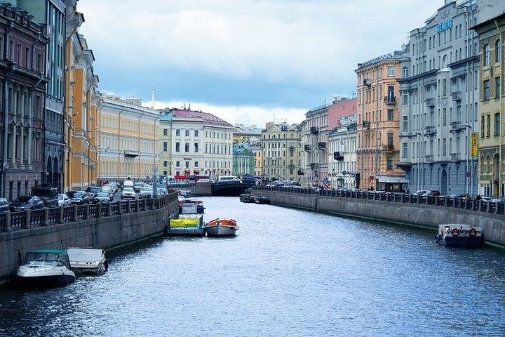 Власти Петербурга ожидают в этом году в городе 5,5 млн туристов
