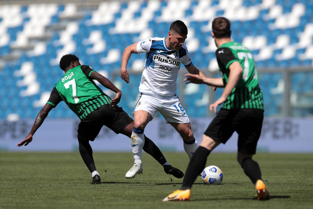 Малиновский стал лучшим игроком Аталанты в матче против Сассуоло