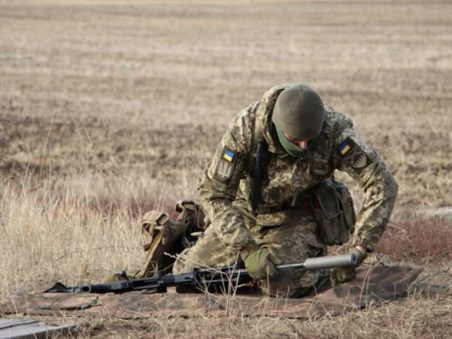 На Донбасс боевики обстреливают позиции подразделений ООС