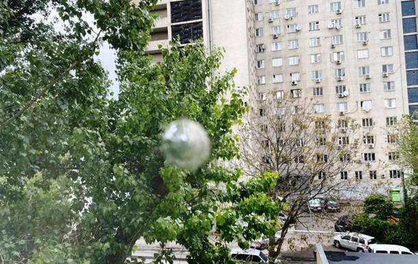 В Одессе неизвестный выстрелил в окно кабинета главы райсуда
