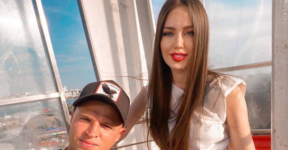 Костенко объявила о третьей беременности от Тарасова: фото