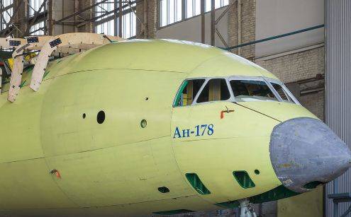 Авиазавод «Антонов» показал процесс производства самолета Ан-178-100П для ВСУ. ФОТОрепортаж