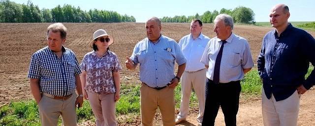 Депутаты Засобрания Кировской области посетили СПК «Искра»