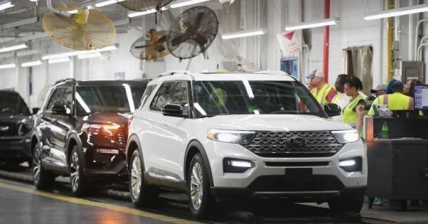 Ford сокращает производство и останавливает несколько заводов