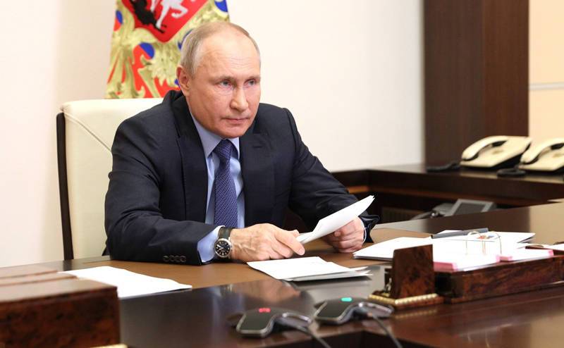 "Нашей огромности боятся все": о чем говорил Путин на оргкомитете "Победа"