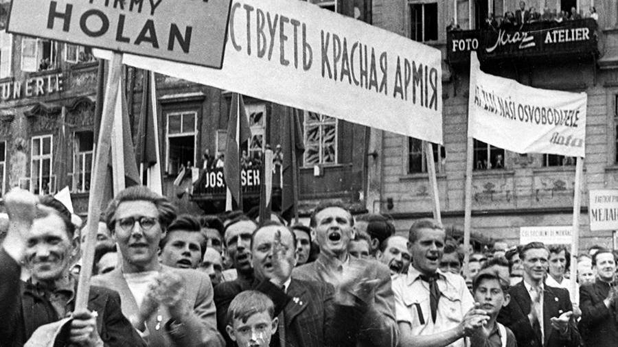 Минобороны РФ напомнило о роли Красной армии в освобождении Чехии от фашизма