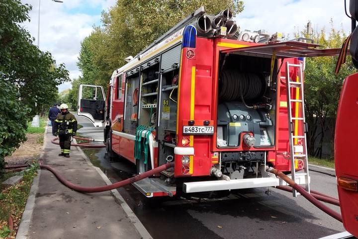 Пожар вспыхнул в кафе в Троицке