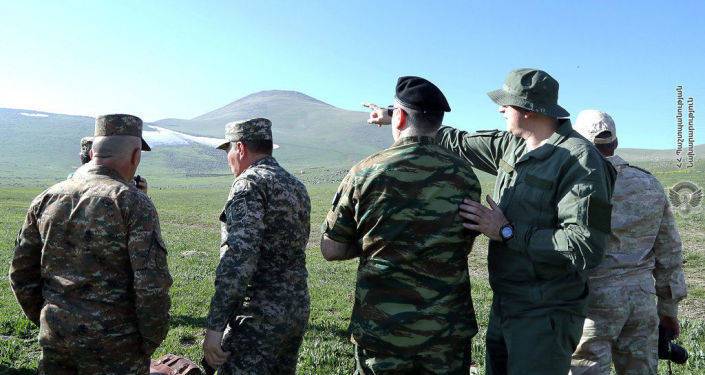 Военные атташе побывали у Черного озера в Сюникской области Армении