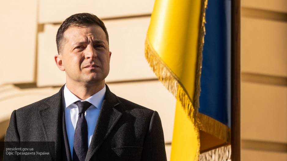 Украинский политолог заявил, что Зеленский «заигрался» в президентском кресле