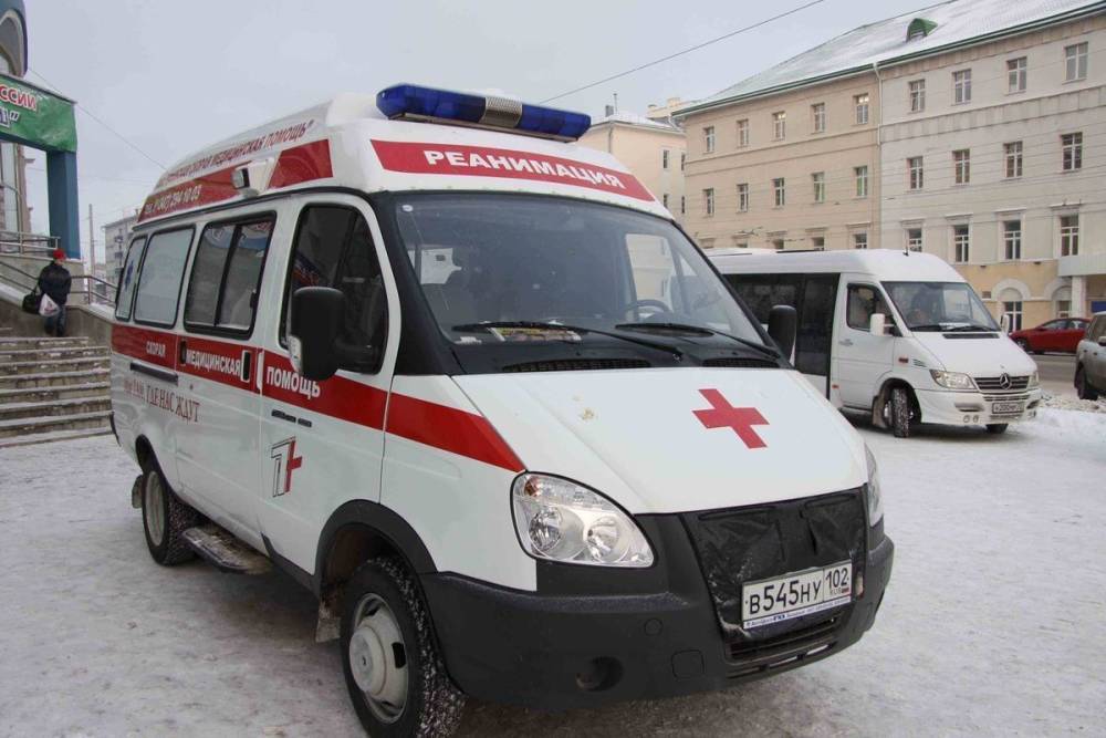 Медики 26 городов и районов Башкирии получили новые автомобили