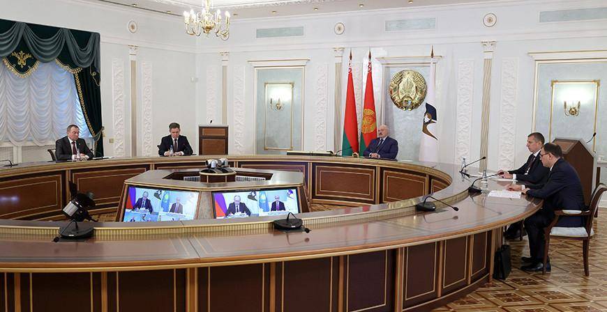 "Запад не заинтересован в укреплении ЕАЭС" - Александр Лукашенко предлагает продумать меры реагирования