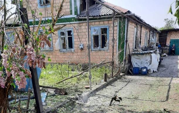 На Донбассе сепаратисты обстреляли гражданских