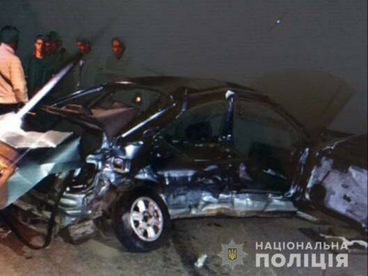 На трассе "Киев – Одесса" столкнулись два автомобиля. Есть погибшие