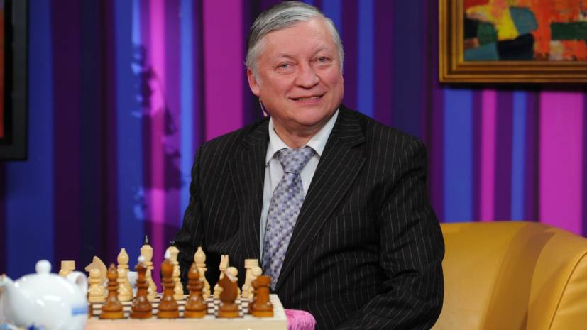 Путин поздравил шахматиста Карпова с юбилеем