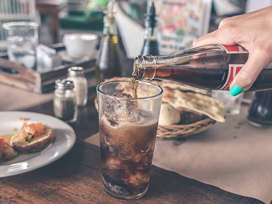 Сладкие напитки — причина рака кишечника