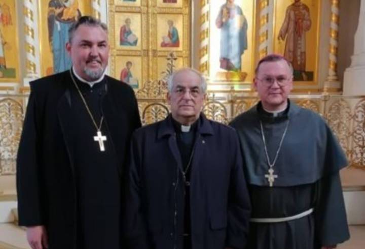 Ватиканский нуций посетил Покровский собор в Гатчине