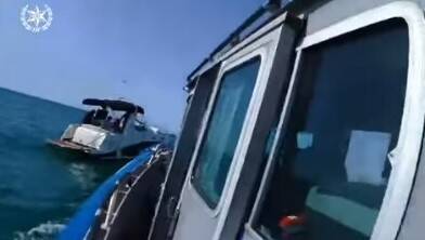 Видео: так спасли девочку от приступа удушья на катере возле Герцлии