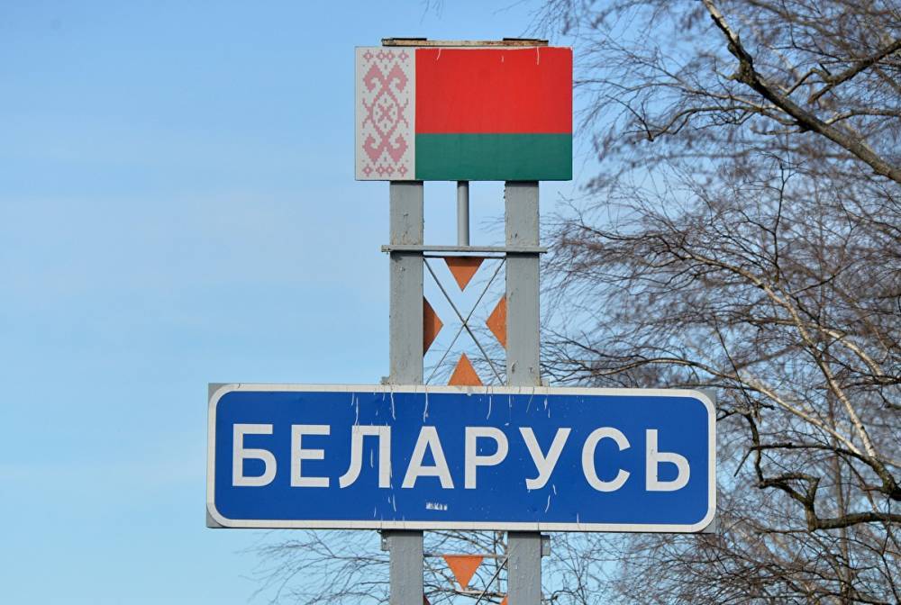 МИД Литвы рекомендовал своим гражданам покинуть Белоруссию