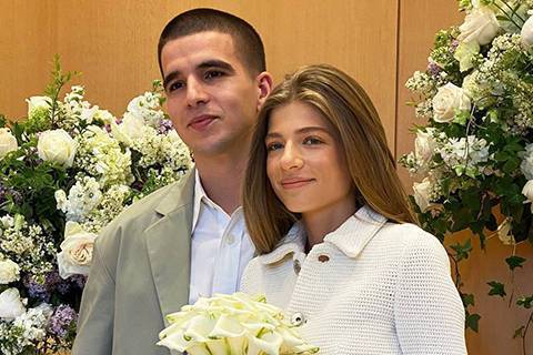 Официально: Саша Новикова и Федук опубликовали первое фото со свадьбы