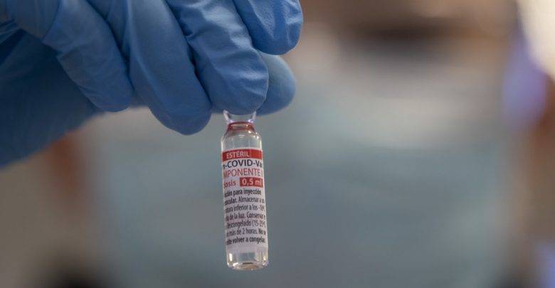 В Швейцарии заявили о готовности изучить вакцину "Спутник V"