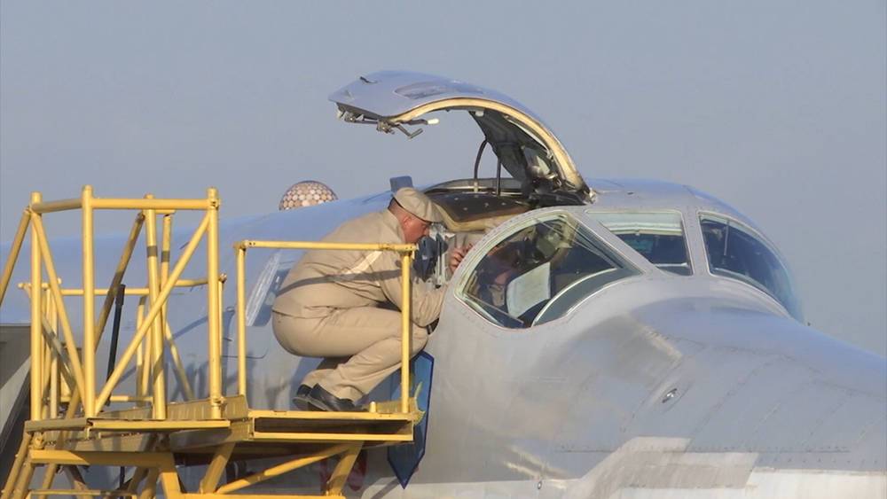 Появилось видео перелета Ту-22М3 на базу Хмеймим в Сирии