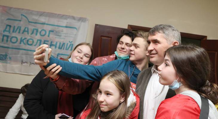 Половину своей зарплаты Николаев решил отдать на помощь семьям и детям
